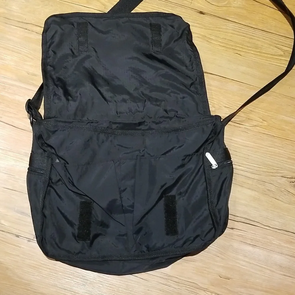 Black Shoulder Messenger Bag Le Sporto Sac